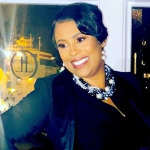 Meet your Posher, Iisha